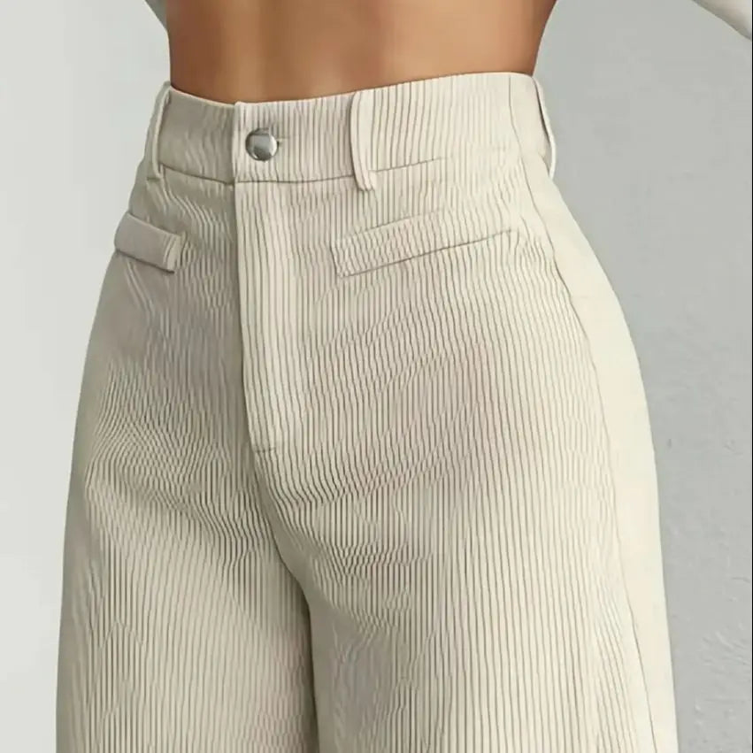 Elegant Vacation & Leisure Fashion – Versatile Slimming Style