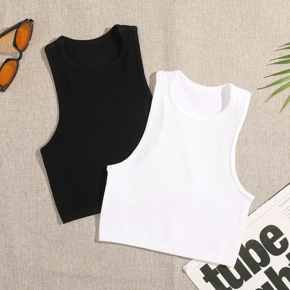 Women's gym wear - Black and white ribbed design - Short-sleeved top